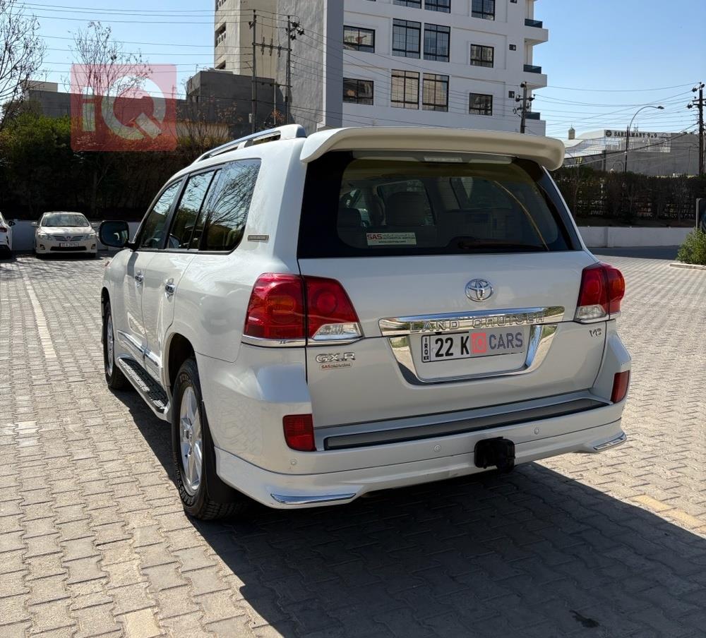 تويوتا لاندكروزر